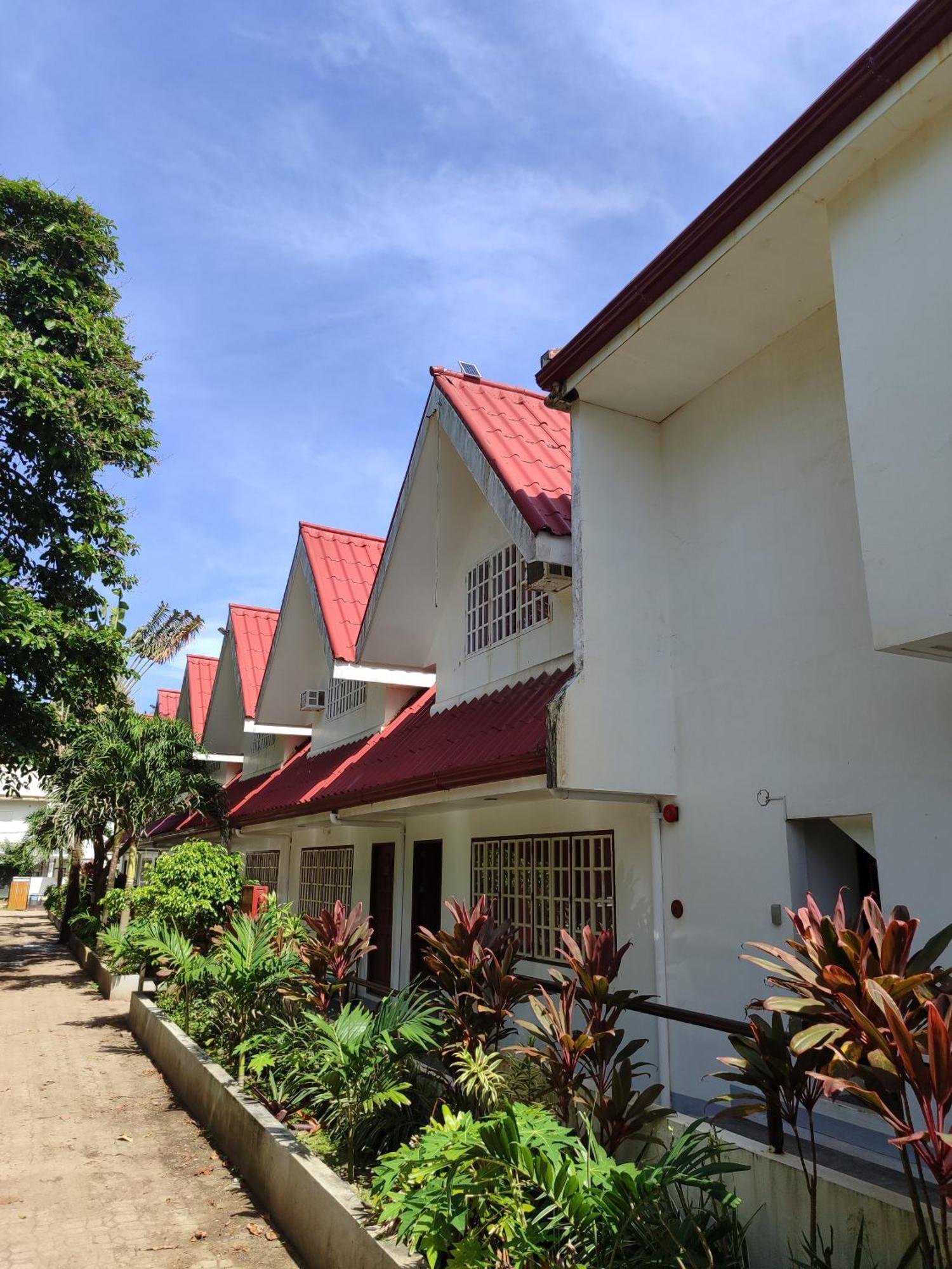 Yapak Castle Rock Boracayアパートホテル エクステリア 写真